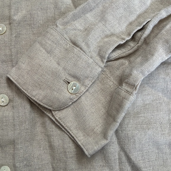 L.L Bean 100% linen shirt - Picture 5 of 8